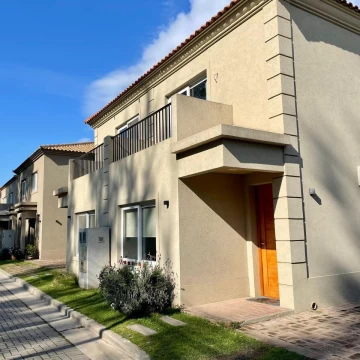 Casa en Venta en Saravi Village