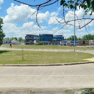 Lote 1.200 m² sobre Panamericana Ramal Pilar km 42.5 — Del Viso — Excelente ubicación comercial