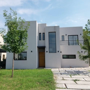 Gran Casa en Santa Lucia en Venta