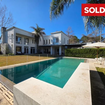 Casa Apta Crédito en venta en Mayling C.C. Hermoso lote