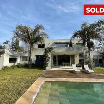 Casa en  Venta Barrio Privado Villa Rosa Apta a Crédito