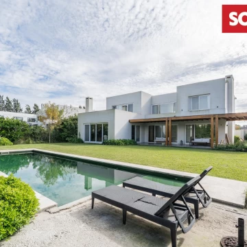 Casa en Venta, Barrio Albanueva, Lote en esquina, imperdible