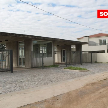 Chic Village, La Lonja