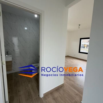 1780007060.jpg