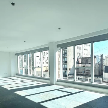 Alquiler de Oficina a estrenar en Retiro. Piso Alto