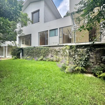 CASA EN VENTA EN DESIERTO DE LOS LEONES, NUEVA