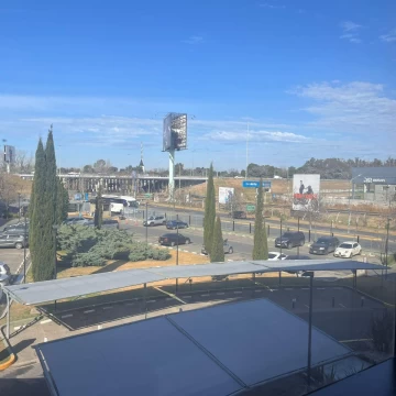 Oficina en Vohe con cochera