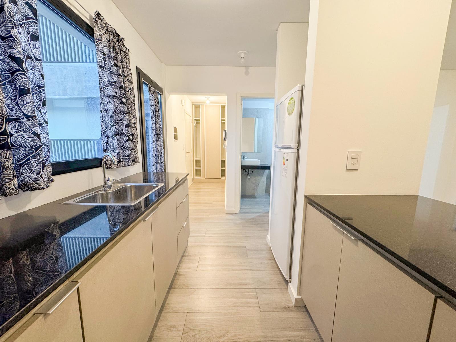 Departamento de 1 dormitorio en venta  en República de la Sexta