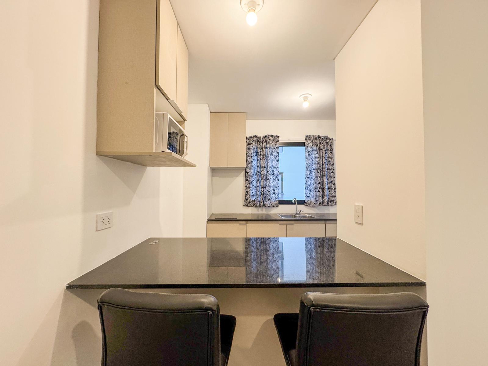 Departamento de 1 dormitorio en venta  en República de la Sexta