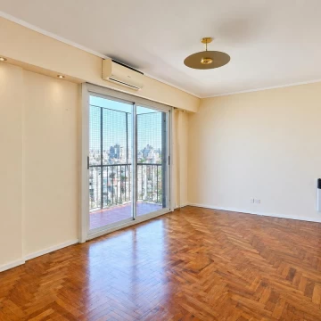 venta Departamento 3 ambientes con cochera y seguridad en Colegiales