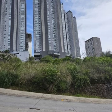 Terreno Residencial en venta en Bosque Real