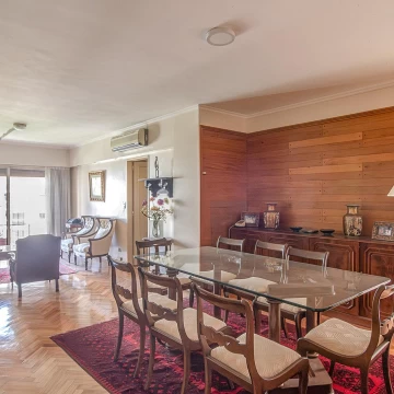 Semipiso en Venta en Recoleta muy luminoso con cochera