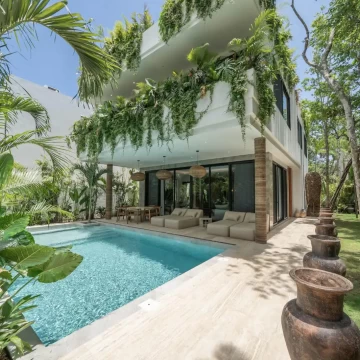 Casa Lolita for Sale: A Paradise in La Privada Tulum