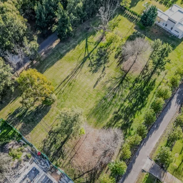 Lote 2.526m2 - Miralagos I