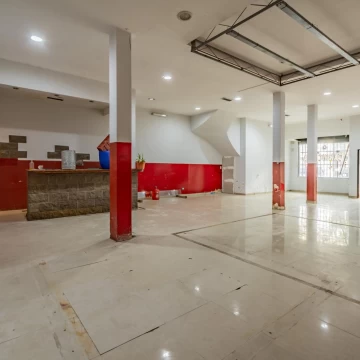 Amplio local en San Telmo - 148 m² en PB – ideal múltiples rubros