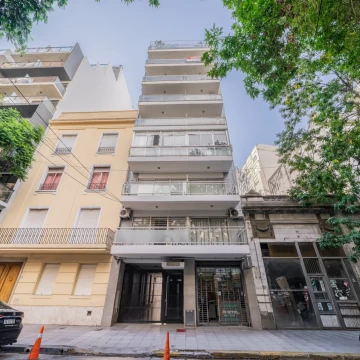 DEPARTAMENTO 2 AMBIENTES CON COCHERA - ALTO PALERMO