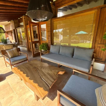 Casa en venta en el Manguito Valle de Bravo