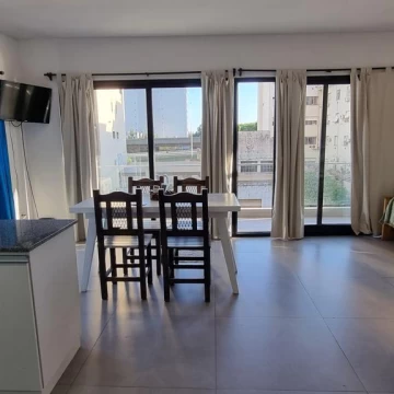Venta Departamento monoambiente al frente - San Telmo - Amoblado