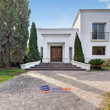 Casa en venta en barrio La Colina Villa de Campo, Luján 