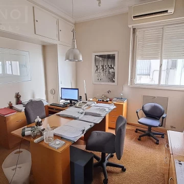 LDO Venta departamento oficinas 2 unidades unificadas Reconquista al 500 Microcentro