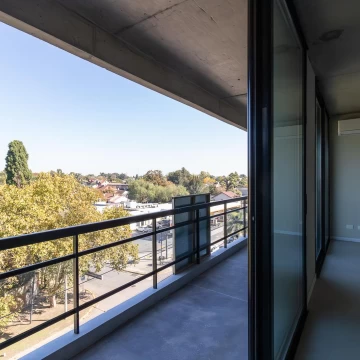 Departamento de primera calidad con vista abierta al casco de Pacheco