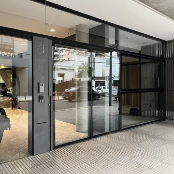2 Ambientes Premium en Belgrano Chico · Suite   Vestidor · Balcón · Amenities · Full Amoblado
