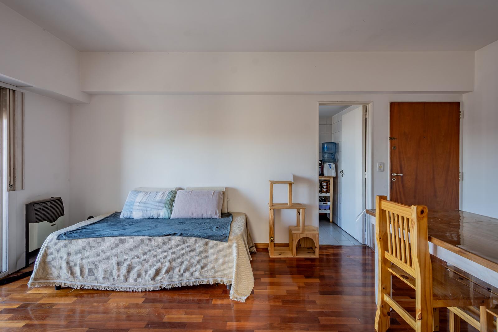 Venta - Departamento - 3 Ambientes - Balcon - Apto Credito - Permuta - Parque Avellaneda/Villa Luro - 4