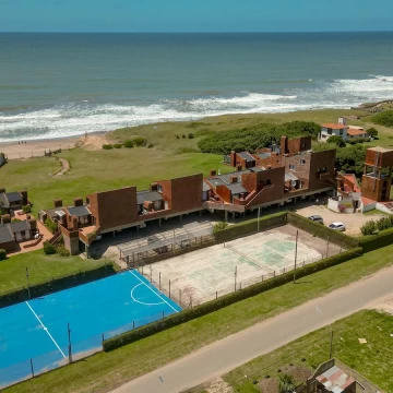 Venta Departamento 2 ambientes, Santa Clara del Mar, con bajada al mar