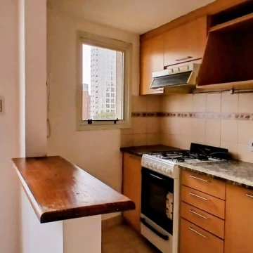 Departamento en alquiler - 2 dormitorios - Cochera -  La Plata