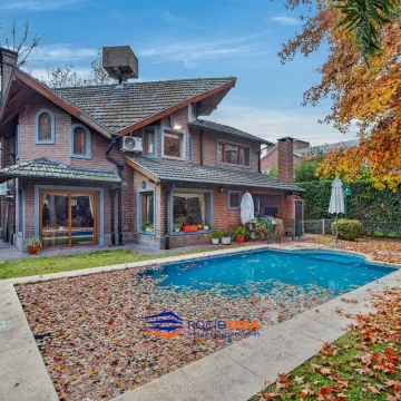 Casa a la venta en Club de Campo La Tradicion, Moreno