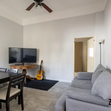 Venta 2 ambientes en Balvanera. Reciclado a Nuevo. Apto Credito