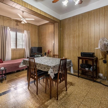 PH 2 ambientes con patio y terraza en Parque Chacabuco