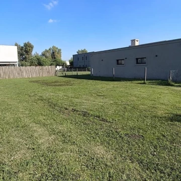 Venta de Lote 450 m² financiado en Santa Emilia, Pilar del Este