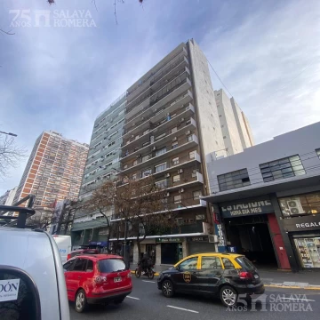 Alquiler Departamento 3 ambientes Av Rivadavia 
