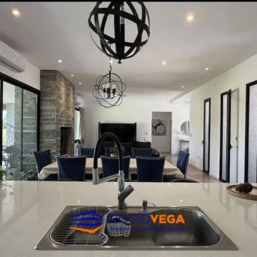 1780489507.jpg