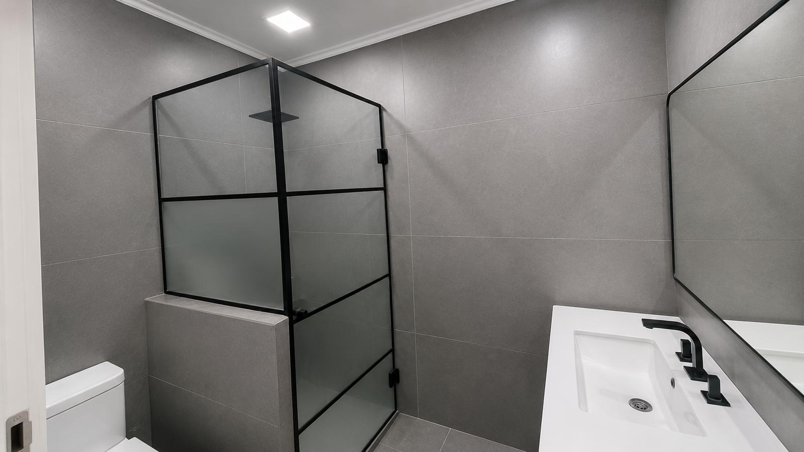 baño con box de ducha