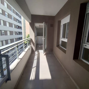 1780499556.jpg