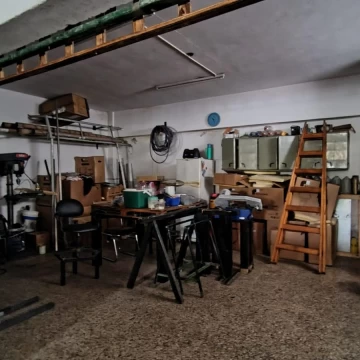 1780503162.jpg