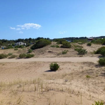 VENTA LOTE INTERNO DE M2 SENDEROS IV EN COSTA ESMERALDA
