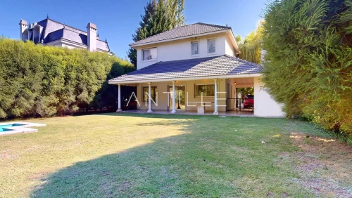 CASA EN VENTA | ABRIL CLUB DE CAMPO