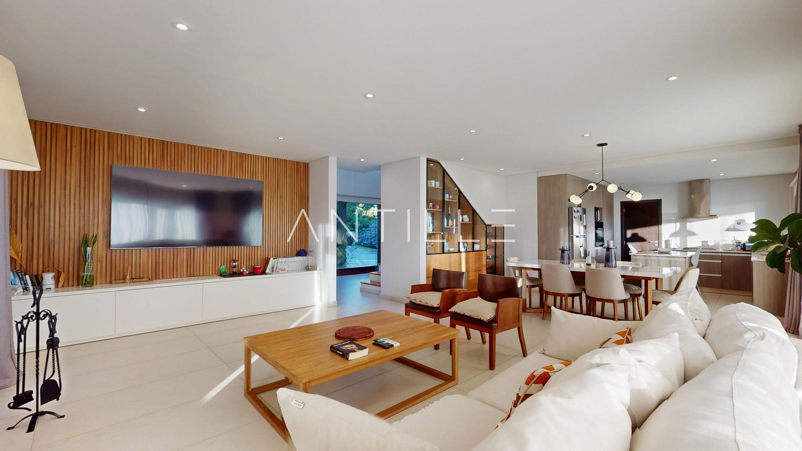 LIVING 2 CASA EN GREENVILLE POLO & RESORT, HUDSON