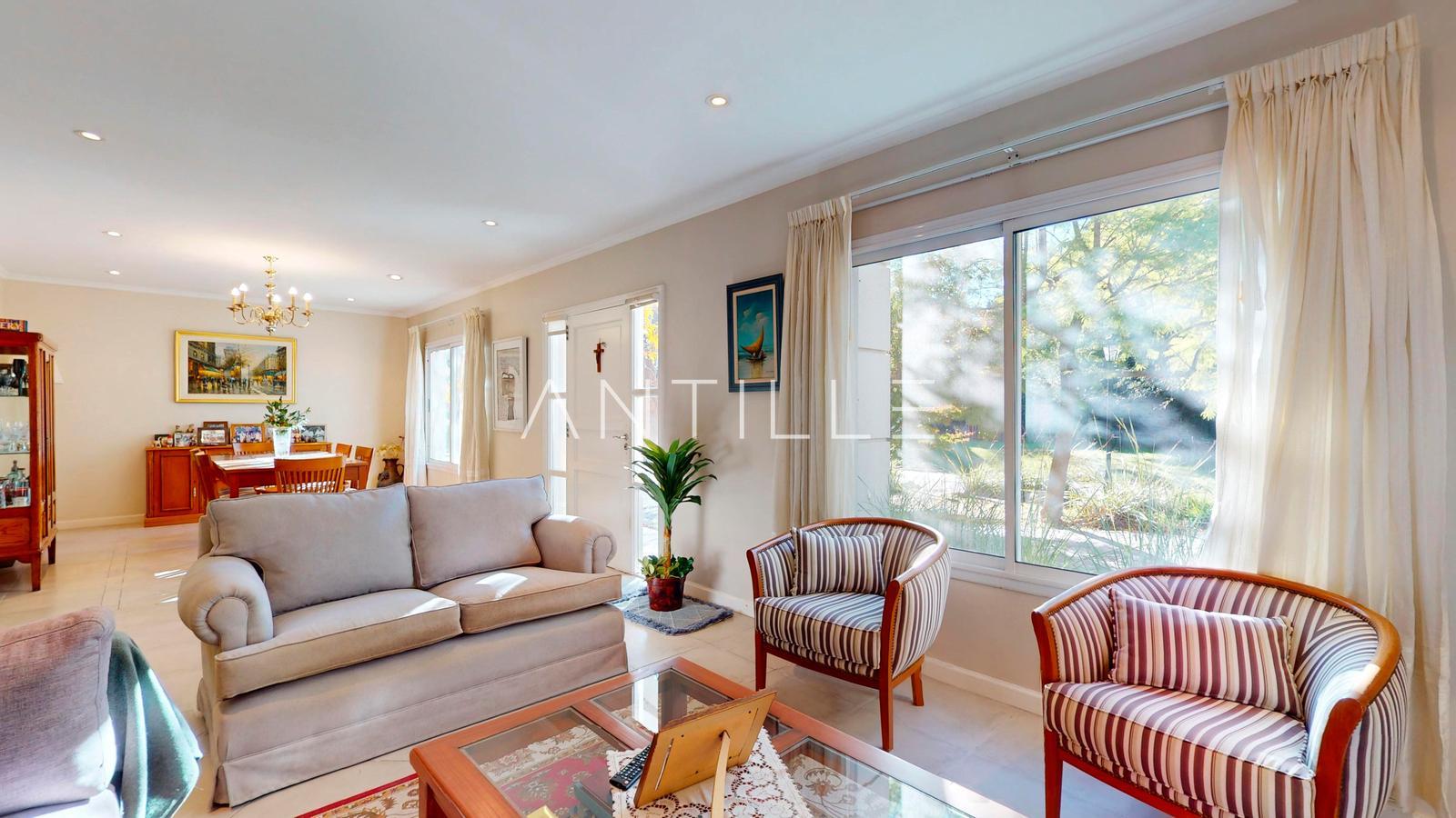 LIVING 2 CASA EN ABRIL CLUB DE CAMPO, HUDSON