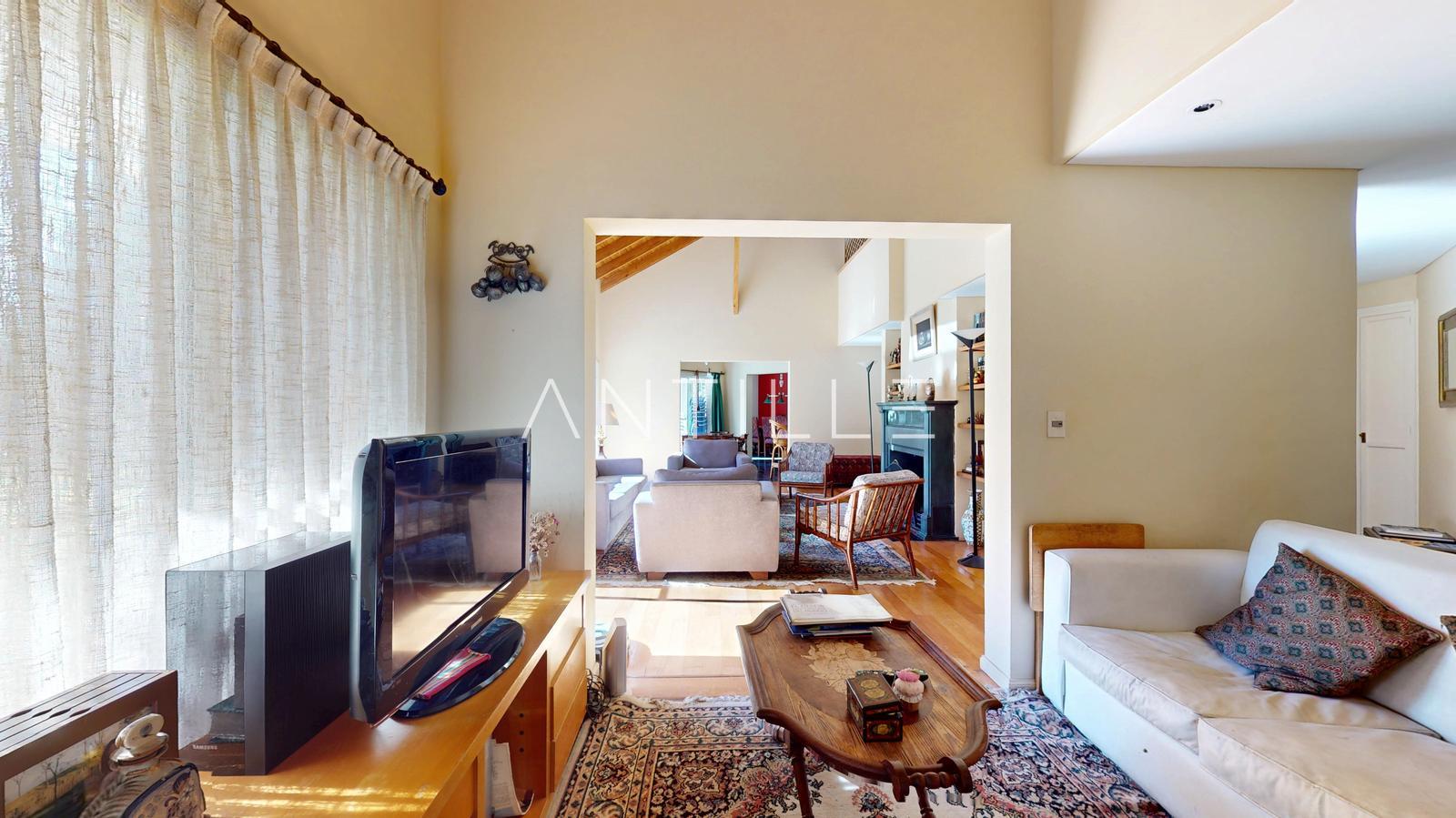LIVING 2 CASA EN ABRIL CLUB DE CAMPO, HUDSON