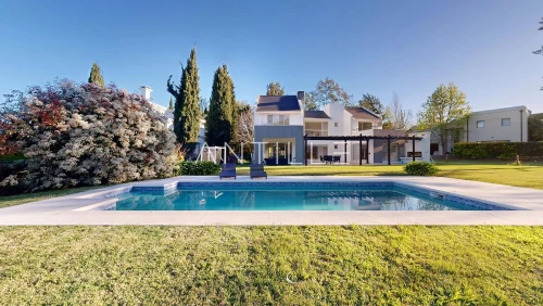 CASA EN VENTA | ABRIL CLUB DE CAMPO