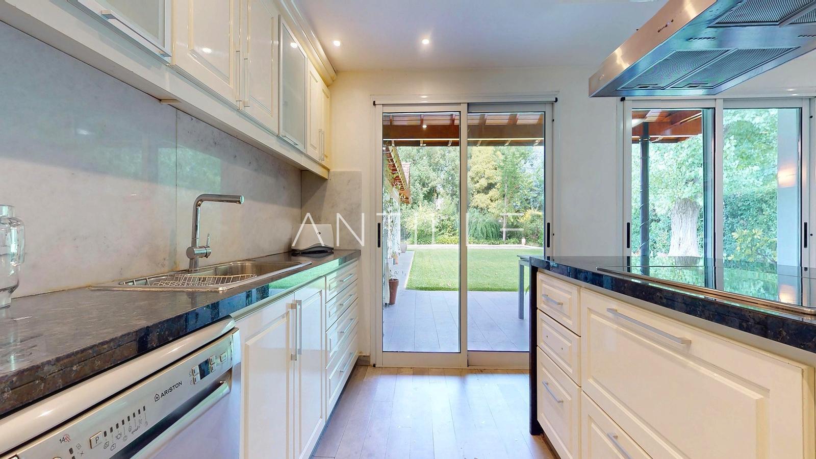 COCINA 4  CASA EN ABIRL CLUB DE CAMPO, HUDSON