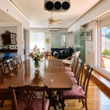 Alquiler departamento  5 ambientes amoblado en Recoleta.