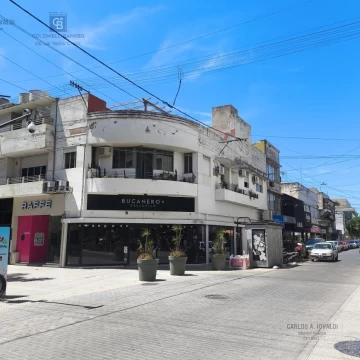 Propiedad en PA de tres dormitorios y amplia terraza - Microcentro