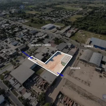 Gran terreno con Oficina y  Galpón con salida a dos calles, ideal para correalón
