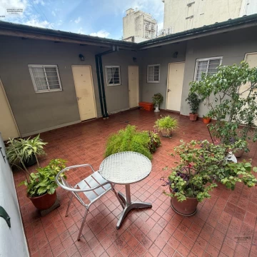 Venta PH Hostel San Telmo terraza sin expensas Oportunidad