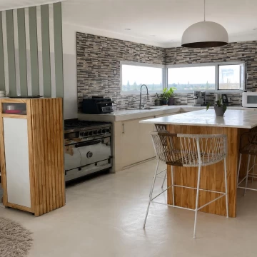 VENTA CASA 3 AMB EN PUERTO MADRYN BARRIO LA ALHAMBRA